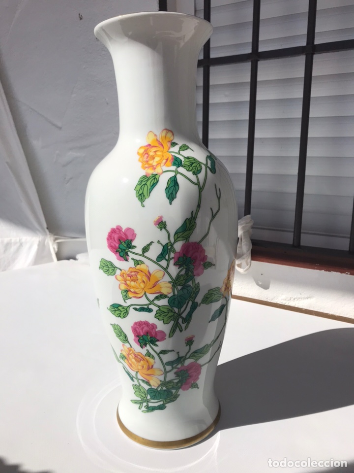 Antig&uuml;edades: Jarr&oacute;n Porcelana Manises - Foto 2
