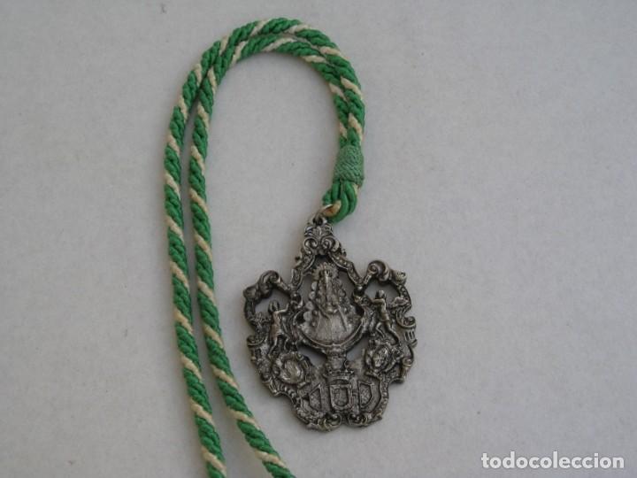 Antig&uuml;edades: Medalla Ntra. Sra del Rocio - Foto 1