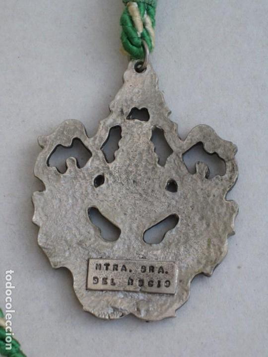Antig&uuml;edades: Medalla Ntra. Sra del Rocio - Foto 3