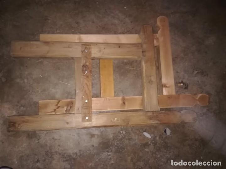 Antig&uuml;edades: pies para banco cadiera - Foto 1
