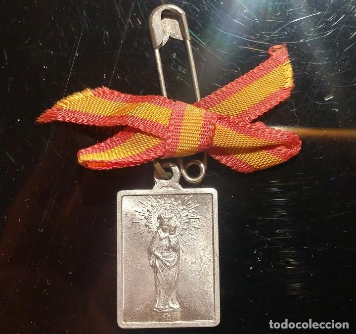 Antig&uuml;edades: Medalla XIX centenario de la Virgen del Pilar - Foto 1