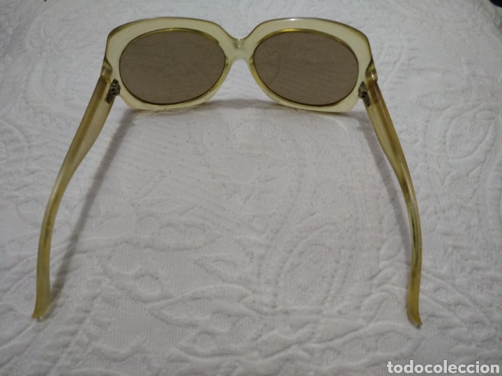 Antig&uuml;edades: ANTIGUAS GAFAS DE SOL EN PASTA TRANSPARENTE. - Foto 3