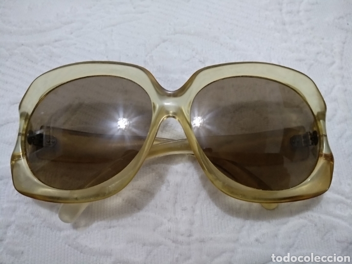 Antig&uuml;edades: ANTIGUAS GAFAS DE SOL EN PASTA TRANSPARENTE. - Foto 5