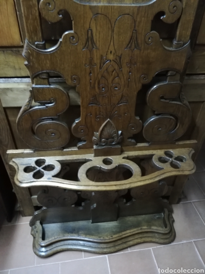 Antig&uuml;edades: Perchero roble tallado - Foto 2