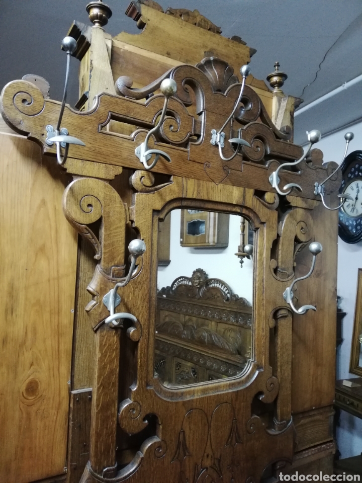 Antig&uuml;edades: Perchero roble tallado - Foto 3