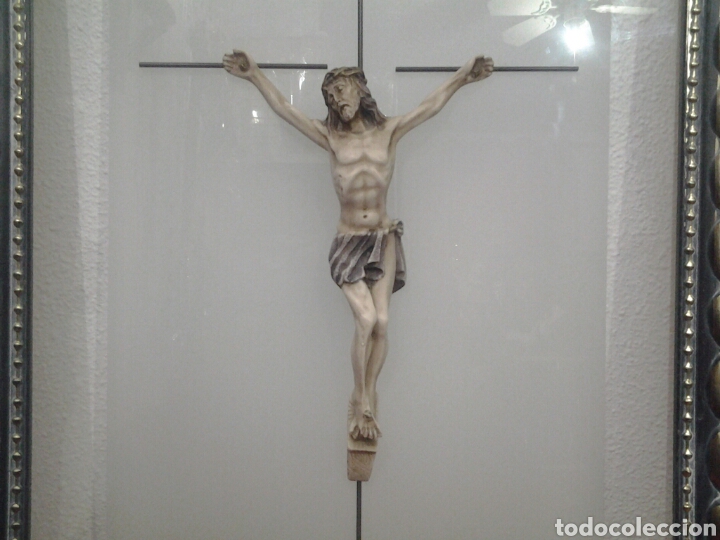 Antig&uuml;edades: Cuadro con Cristo Crucificado - Foto 2