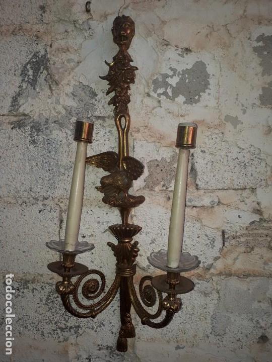 Antig&uuml;edades: antiguo candelabro de pared - Foto 1