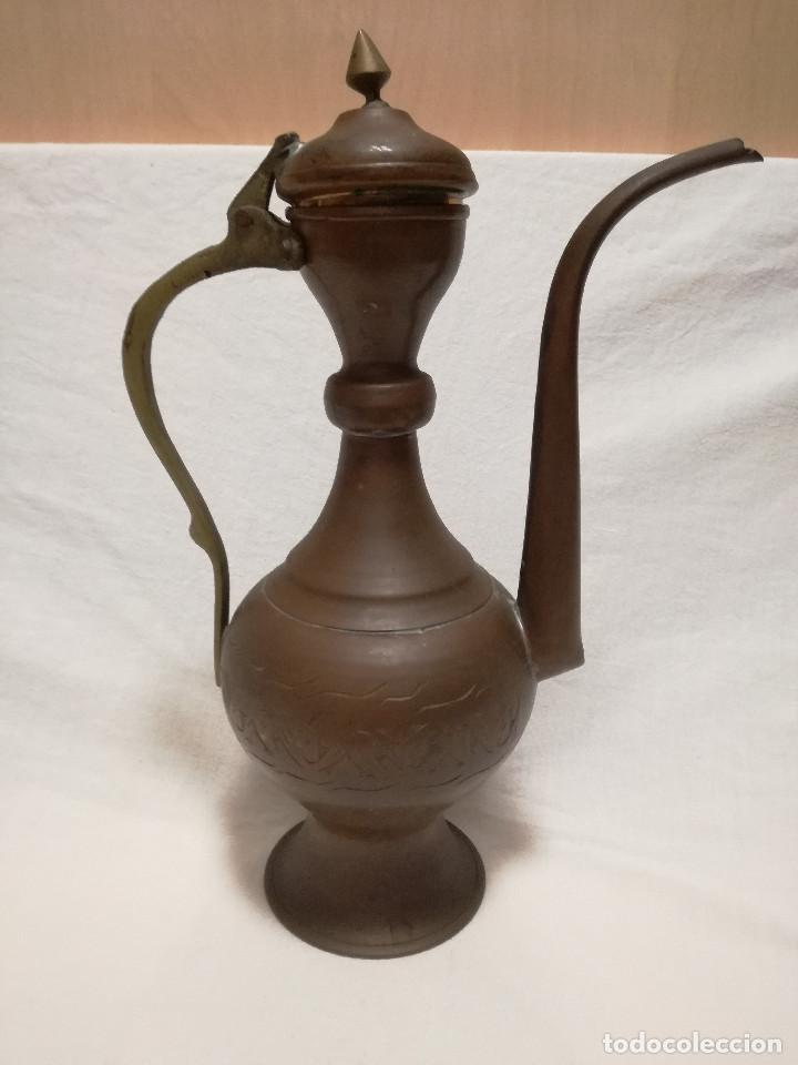 Antig&uuml;edades: TETERA DE COBRE CON HERRAJES DE LATON / BRONCE - Foto 2