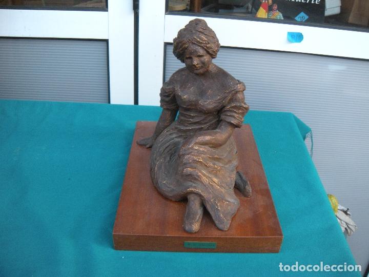 Antig&uuml;edades: ESCULTURA ROSA GONZ&Aacute;LEZ - Foto 1