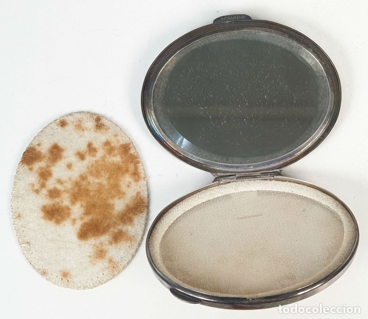 Antig&uuml;edades: POLVERA DE SE&Ntilde;ORA. ALPACA PLATEADA. FORMA OVAL. CIRCA 1950. - Foto 2