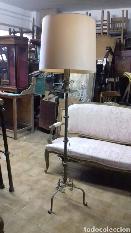 Antig&uuml;edades: Lampara de pie - Foto 2