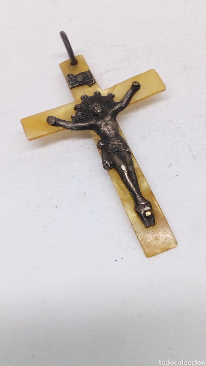 Antig&uuml;edades: Cruz colgante de nacar - Foto 1