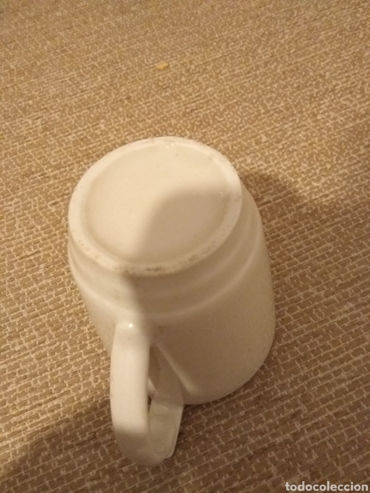 Antig&uuml;edades: Jarrita para leche. 10 cms - Foto 2
