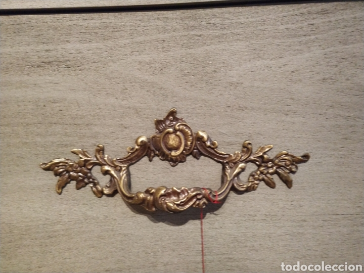 Antig&uuml;edades: C&oacute;moda madera maciza - Foto 4