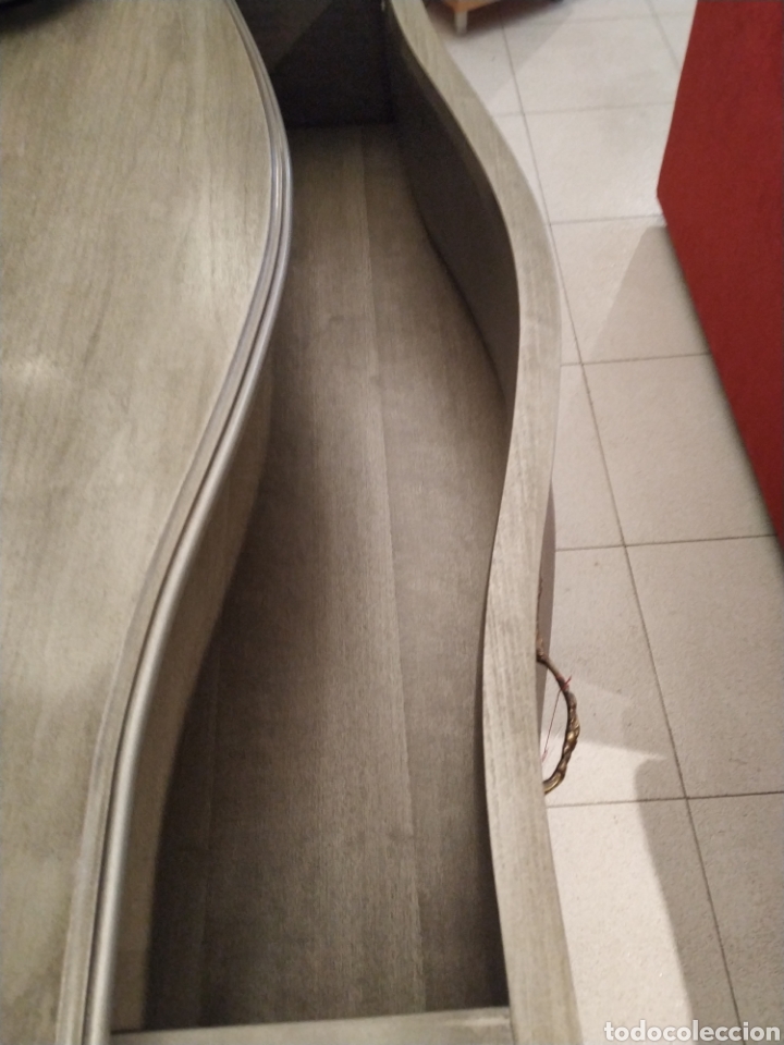 Antig&uuml;edades: C&oacute;moda madera maciza - Foto 5