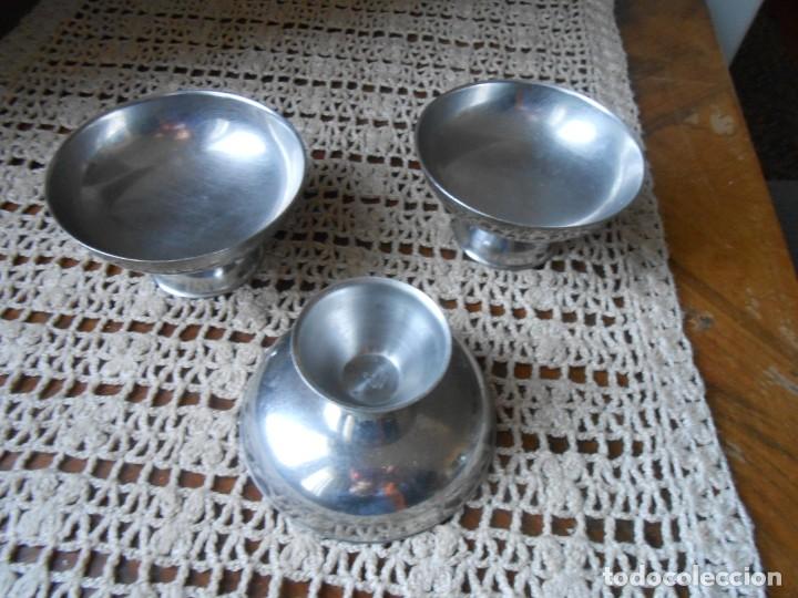 Antig&uuml;edades: 3 COPAS HELADO INOX. - Foto 2