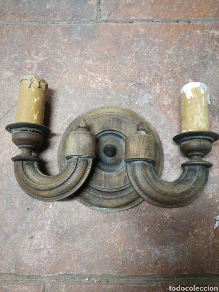 Antig&uuml;edades: Antiguo aplique l&aacute;mpara de madera - Foto 1