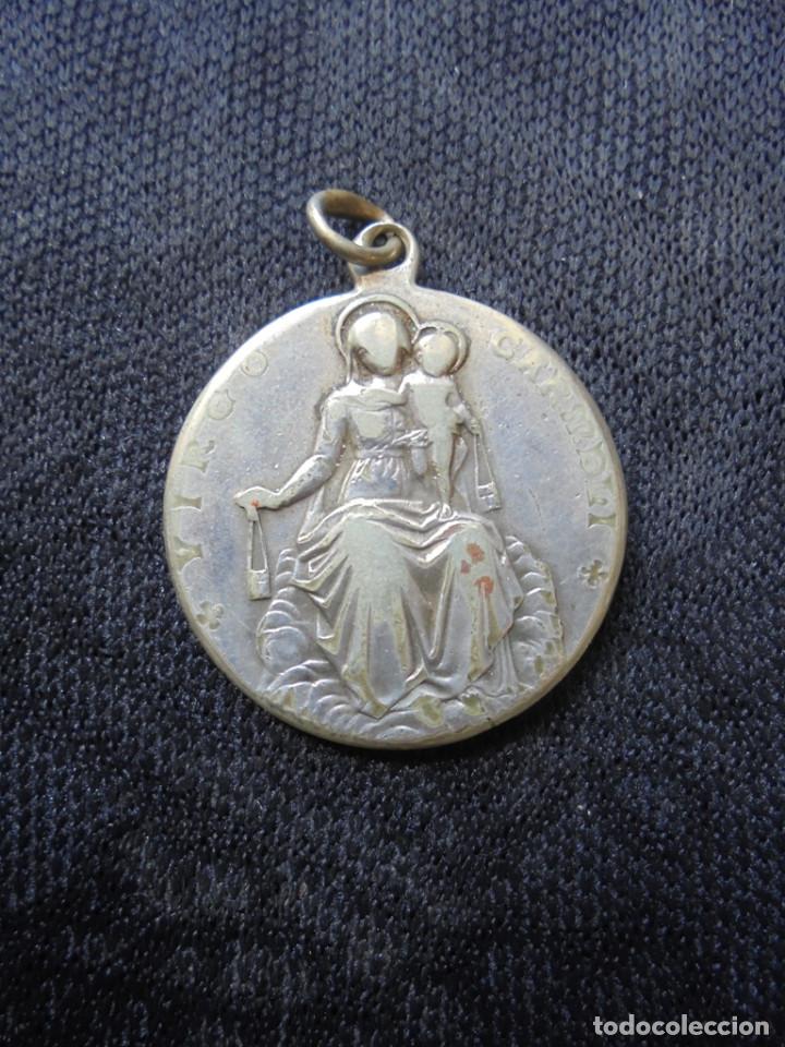 Antig&uuml;edades: Medalla Virgen del Carmen - Foto 1