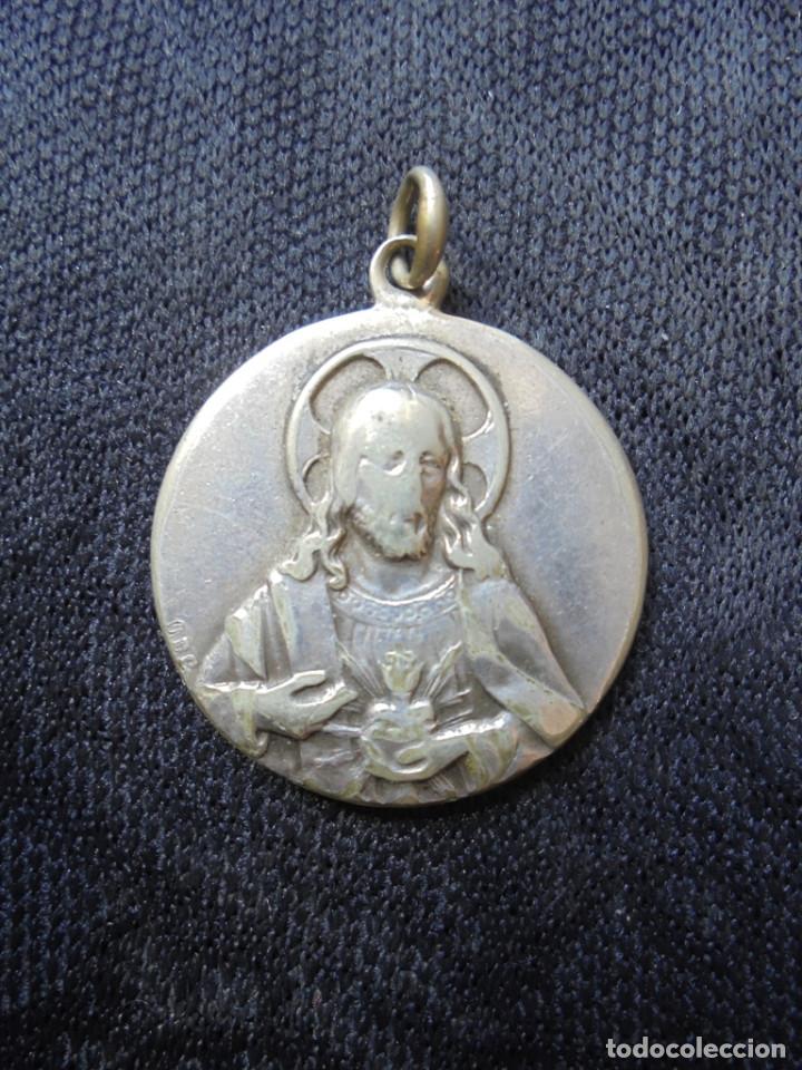 Antig&uuml;edades: Medalla Virgen del Carmen - Foto 2