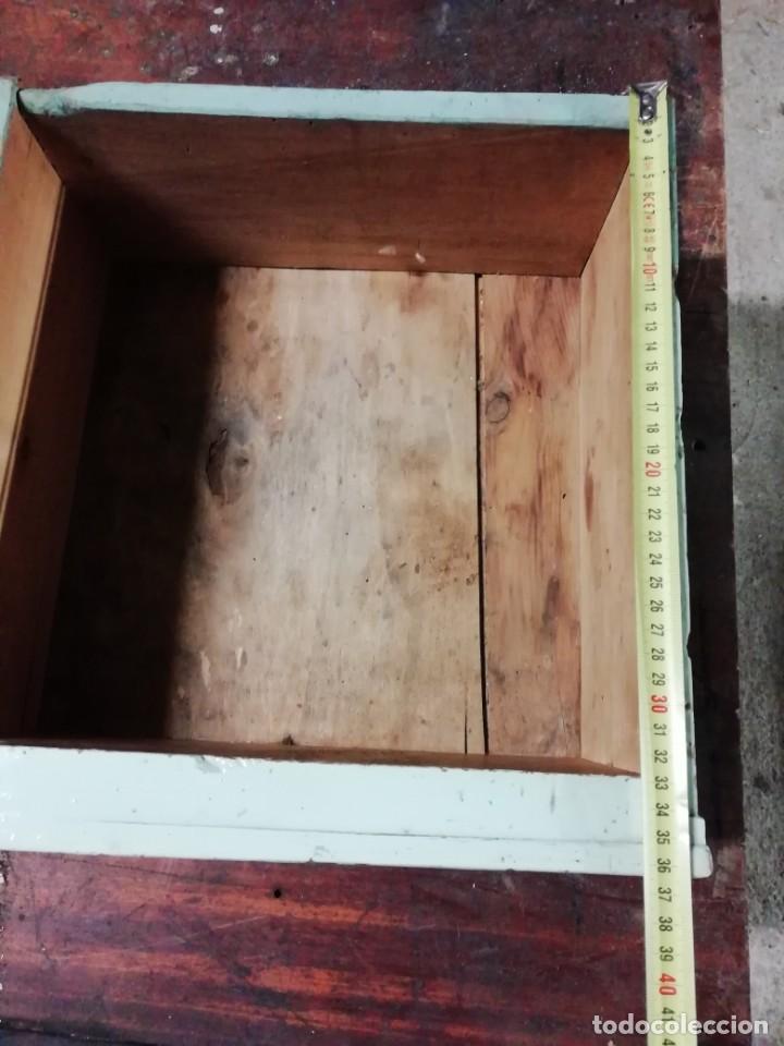 Antig&uuml;edades: Caj&oacute;n antiguo de Mesilla - Foto 1