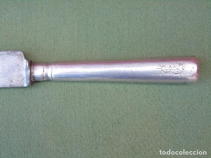 Antig&uuml;edades: ANTIGUO CUCHILLO. MANGO RECTO. MARCA: M.  SAP.   GRABADO EN EL MANGO E. A.? - Foto 2
