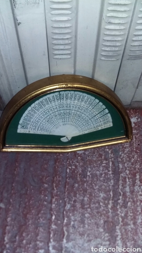 Antig&uuml;edades: Avaniquera con avanico de hueso - Foto 1