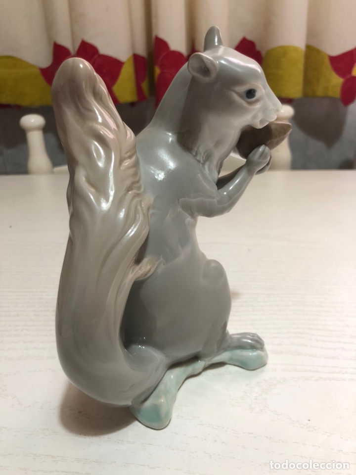 Antig&uuml;edades: REF: 01000127.06 &ldquo;ARDILLA CON PI&Ntilde;A&rdquo; LLADR&Oacute; - Foto 15