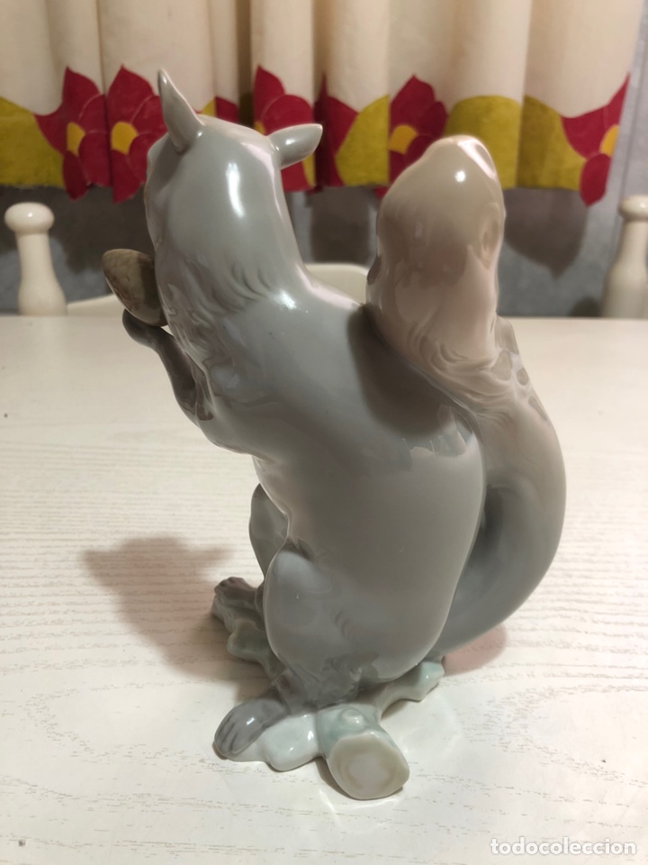 Antig&uuml;edades: REF: 01000127.06 &ldquo;ARDILLA CON PI&Ntilde;A&rdquo; LLADR&Oacute; - Foto 16