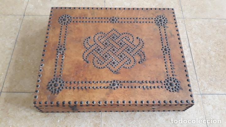 Antig&uuml;edades: Caja antigua - Foto 1