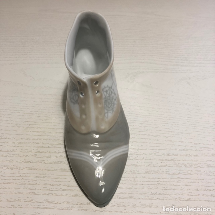 Antig&uuml;edades: REF: PP114G &ldquo;ZAPATO CON TAC&Oacute;N&rdquo; LLADR&Oacute; - Foto 2
