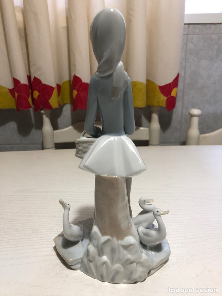 Antig&uuml;edades: REF: 01004510A &ldquo;NI&Ntilde;A CUIDANDO GANSOS&rdquo; PROTOTIPO LLADR&Oacute; - Foto 13