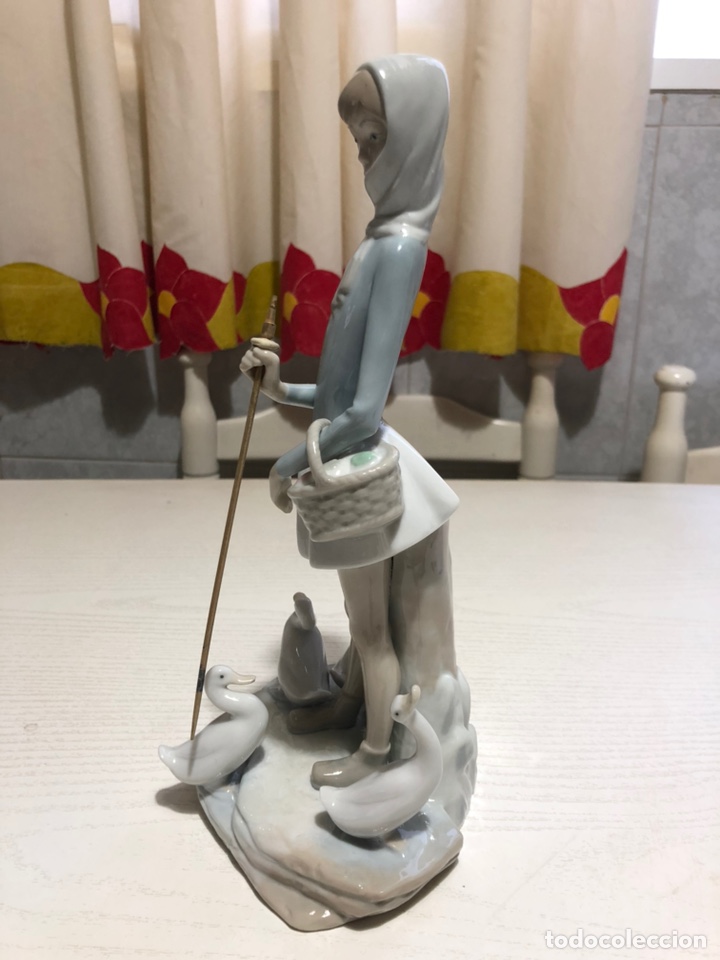 Antig&uuml;edades: REF: 01004510A &ldquo;NI&Ntilde;A CUIDANDO GANSOS&rdquo; PROTOTIPO LLADR&Oacute; - Foto 14