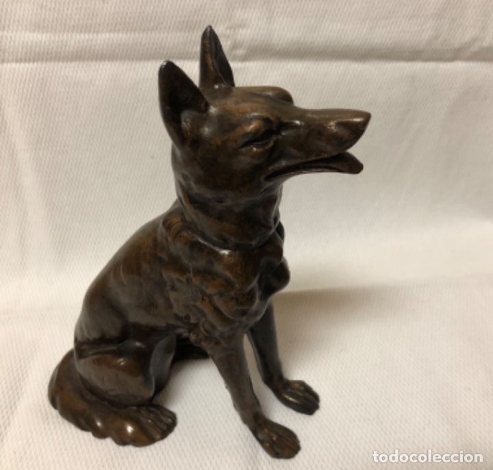 Antig&uuml;edades: ANTIG&Uuml;O Y BONITO PERRO EN CALAMINA - Foto 3