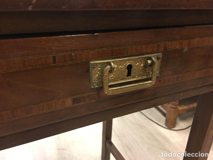 Antig&uuml;edades: Precioso escritorio con marqueter&iacute;a - Foto 6