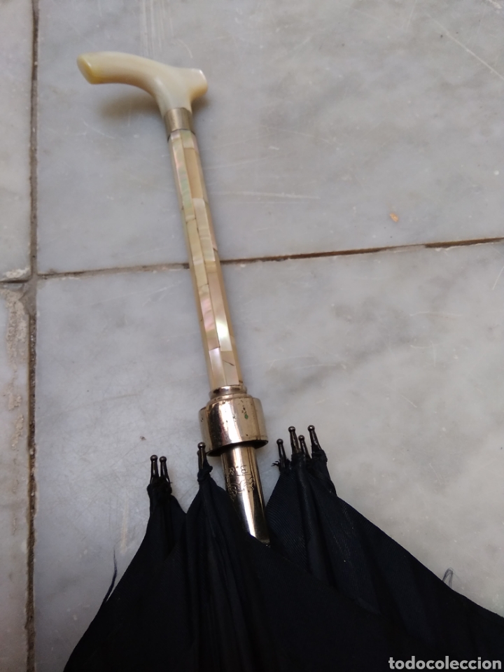 Antig&uuml;edades: Sombrilla de seda siglo XIX con mango de n&aacute;car - Foto 3