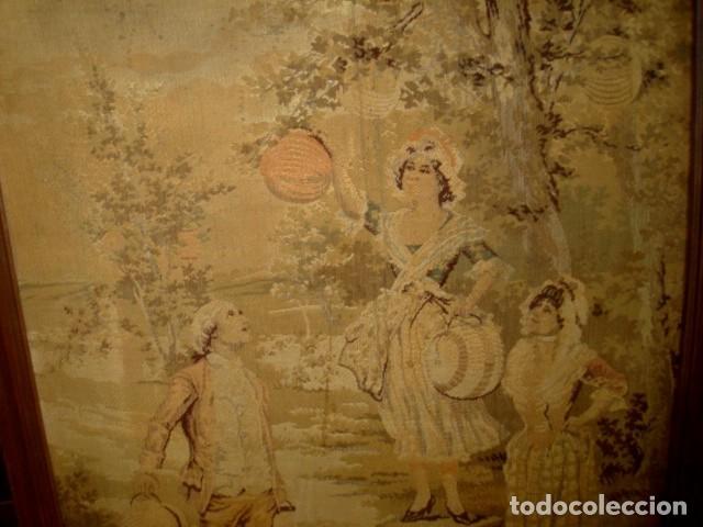 Antig&uuml;edades: tapiz antiguo, colgando farolillos - Foto 2