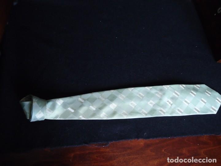 Antig&uuml;edades: CORBATA DE ARMANI - Foto 2