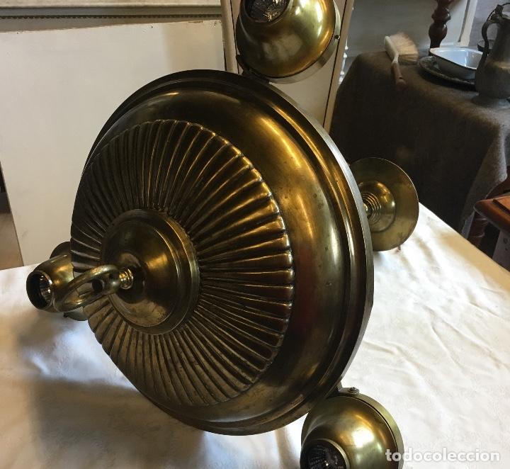 Antig&uuml;edades: L&aacute;mpara dorada en perfecto estado - Foto 4