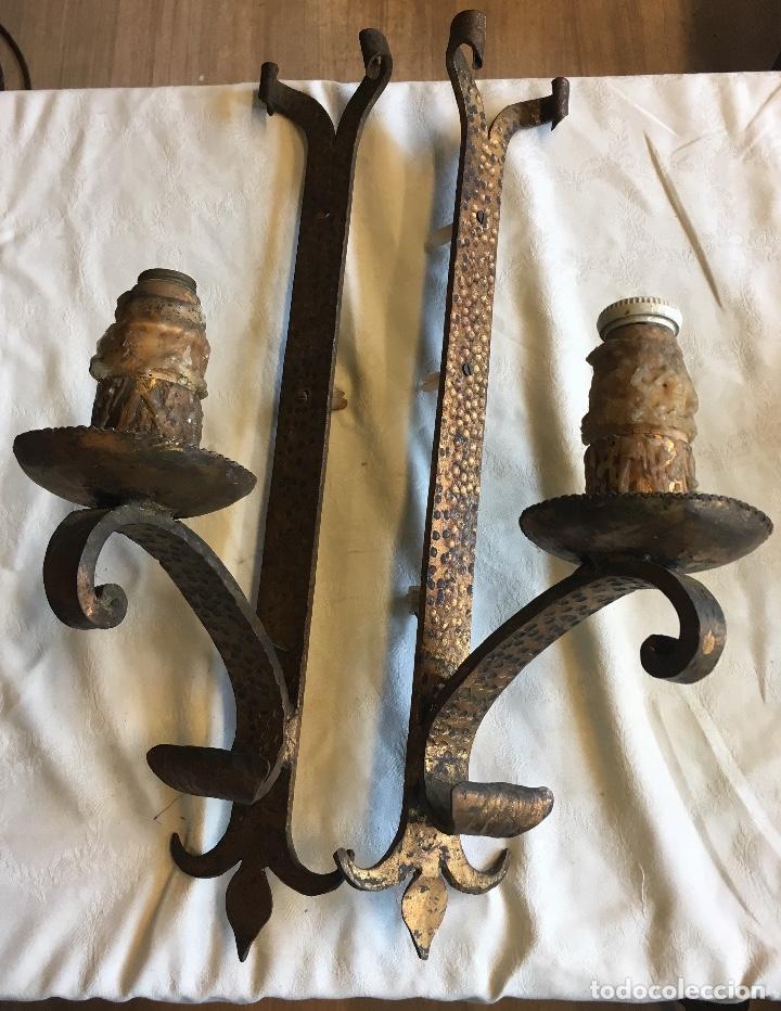 Antig&uuml;edades: Apliques en forja dorada - Foto 1