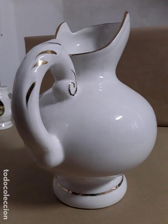Antig&uuml;edades: Conjunto jarra y vasos porcelana - Foto 3
