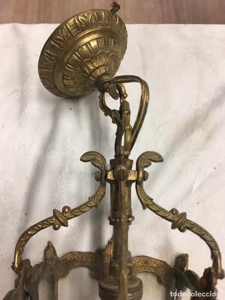 Antig&uuml;edades: Farol de bronce con vidrio grabado - Foto 4