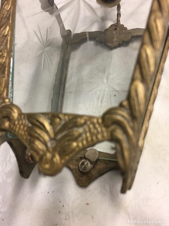 Antig&uuml;edades: Farol de bronce con vidrio grabado - Foto 6