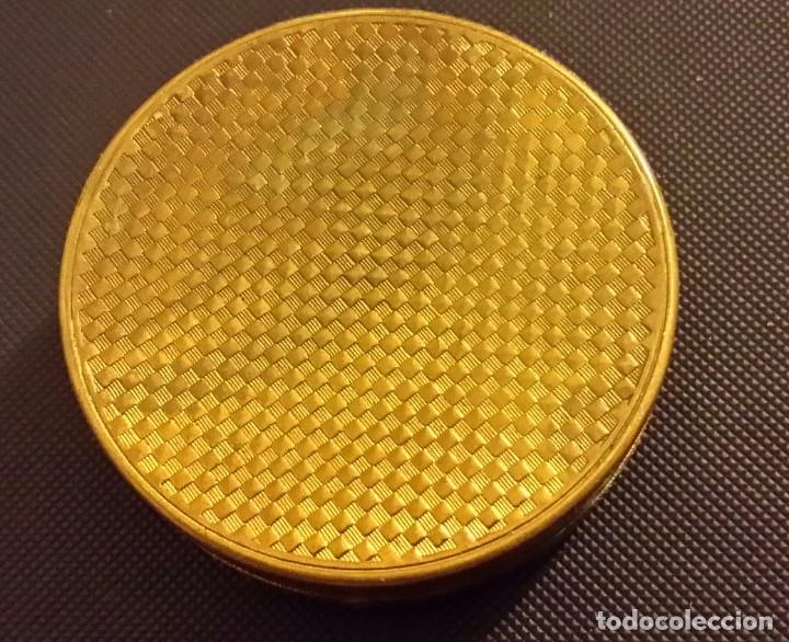 Antig&uuml;edades: HERMOSA POLVERA DE BRONCE ESMALTADA Y CRISTALITOS - Foto 10