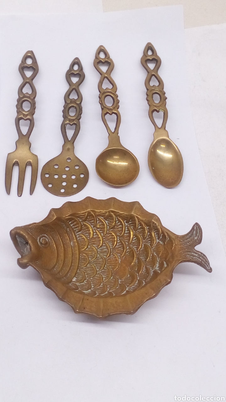 Antig&uuml;edades: Juego de cuberter&iacute;a de bronce - Foto 1