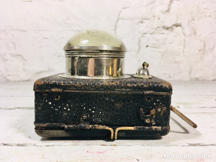 Antig&uuml;edades: ANTIGUA LINTERNA DE FERROVIARIO RECTANGULAR TIPO FAROL CON ASA Y CRISTAL DE LUPA - Foto 5