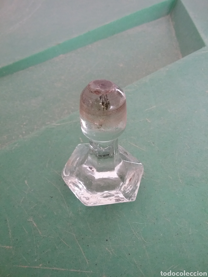 Antig&uuml;edades: Tap&oacute;n de cristal - Foto 3
