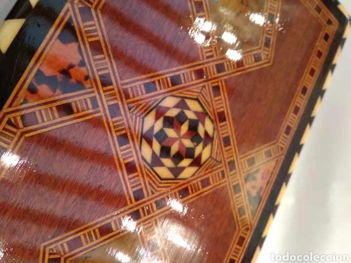 Antig&uuml;edades: Caja de taracea siglo XIX - Foto 12