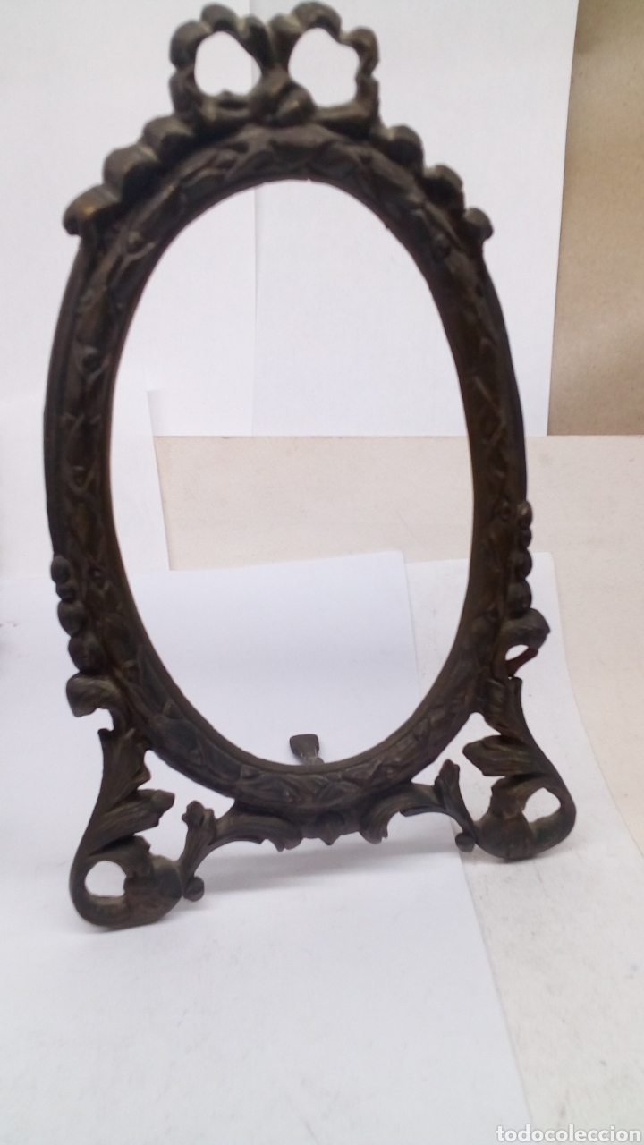 Antig&uuml;edades: Portafotos de bronce - Foto 1