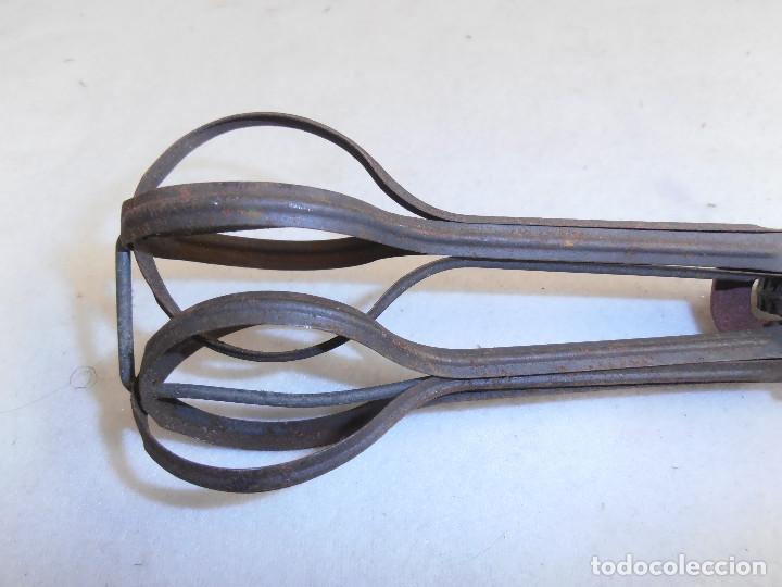 Antig&uuml;edades: ANTIGUO BATIDOR MANUAL - MANGO MADERA - Foto 6