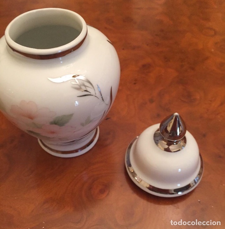 Antig&uuml;edades: JARRON EN PORCELANA Y PLATA DE LEY - Foto 2
